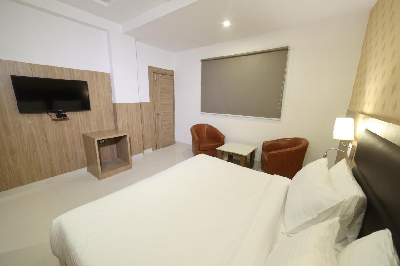 Hotel Salt And Rove New Delhi Aiport Екстер'єр фото