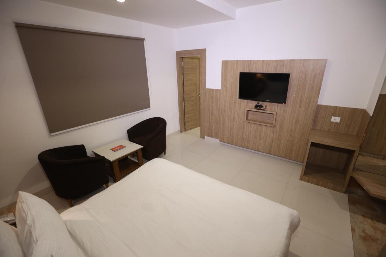 Hotel Salt And Rove New Delhi Aiport Екстер'єр фото